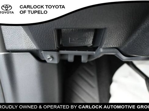 Used 2025 Toyota RAV4 XLE w/ Convenience Package FWD image 26