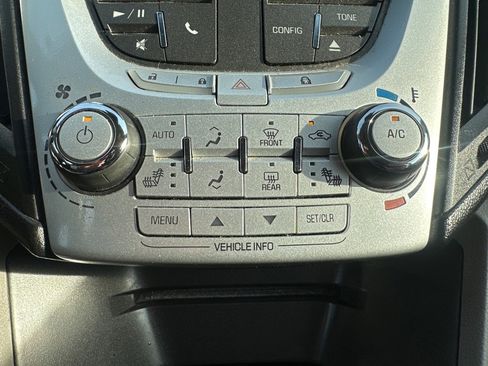 Used 2015 Chevrolet Equinox LT w/ Power Convenience Package FWD image 19