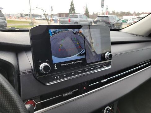 Used 2024 Mitsubishi Outlander 4WD Plug-In Hybrid image 20