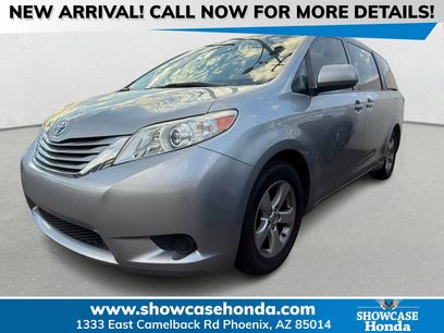 Used 2017 Toyota Sienna LE