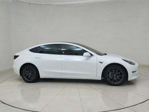 Used 2020 Tesla Model 3 Standard Range Plus image 62