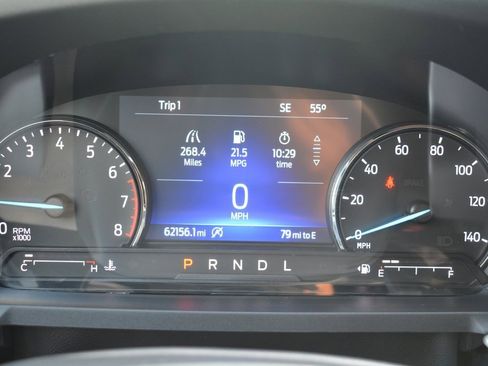 Used 2021 Ford Explorer XLT image 12