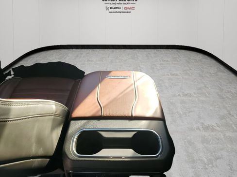 Used 2025 GMC Sierra 2500 Denali Ultimate w/ Max Trailering Package image 23