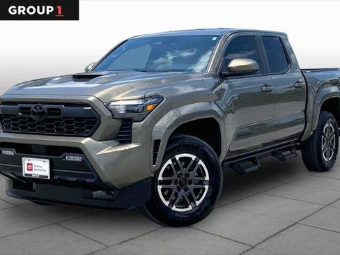 Certified 2026 Toyota Tacoma TRD Sport AWD/4WD image 1