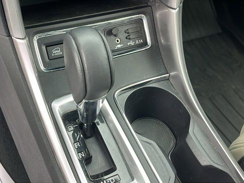 Used 2019 Subaru Ascent Limited image 19