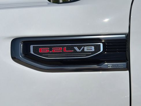 New 2026 GMC Sierra 1500 AT4 w/ Technology Package AWD/4WD image 31