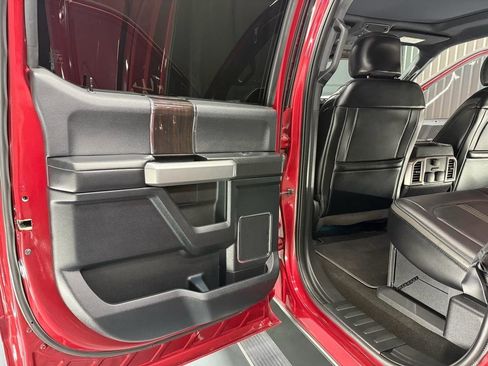 Used 2017 Ford F250 Platinum w/ Platinum Ultimate Package AWD/4WD image 21