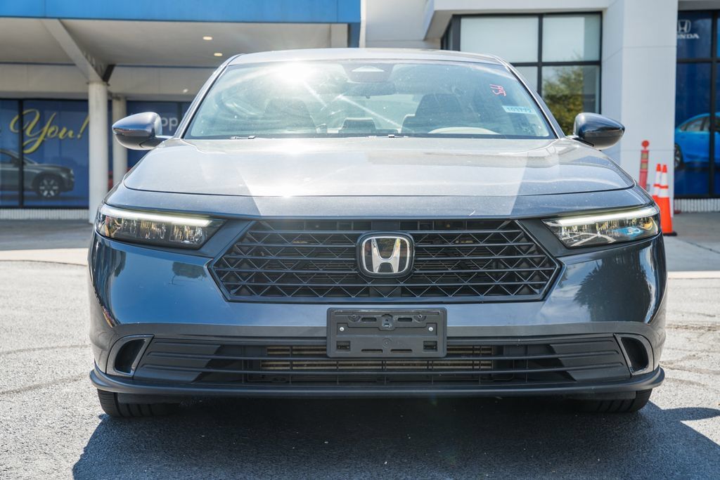 Used 2023 Honda Accord EX image 2