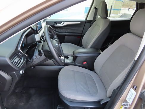 Used 2021 Ford Escape SE w/ Convenience Package image 26