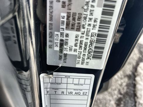 Used 2024 MAZDA CX-30 AWD 2.5 S w/ Premium Package image 28