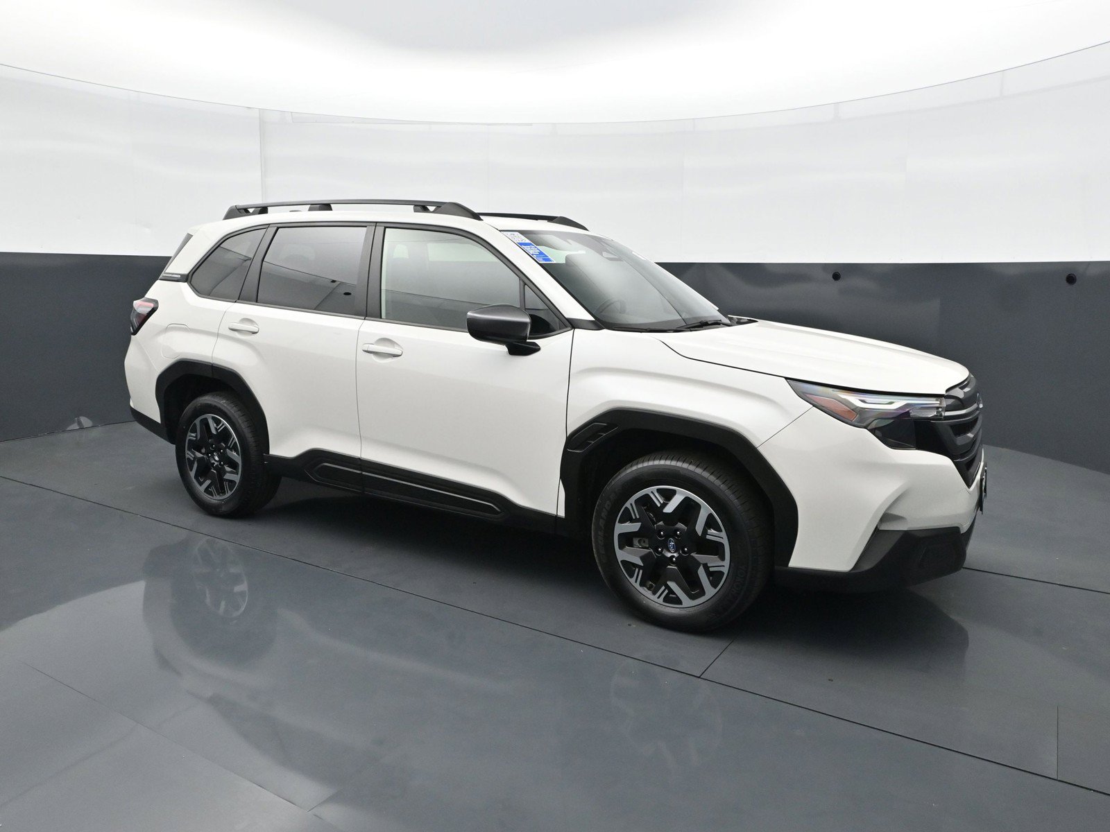 Used 2025 Subaru Forester Premium AWD/4WD image 9