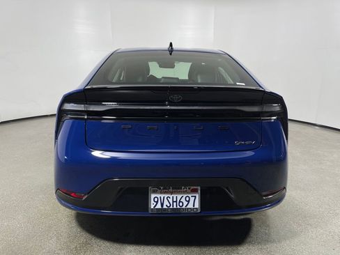 Used 2026 Toyota Prius Plug-In Hybrid image 4