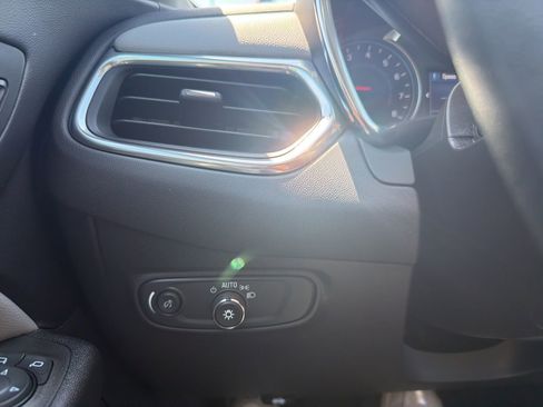 Used 2024 Chevrolet Equinox LS w/ LS Convenience Package image 19