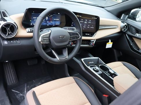 New 2026 Chevrolet Equinox ACTIV image 5