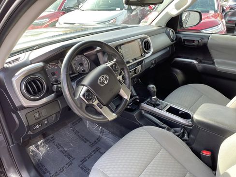 Certified 2022 Toyota Tacoma SR5 image 21