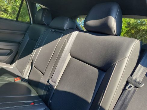 Used 2020 Volkswagen Atlas Cross Sport SE image 12