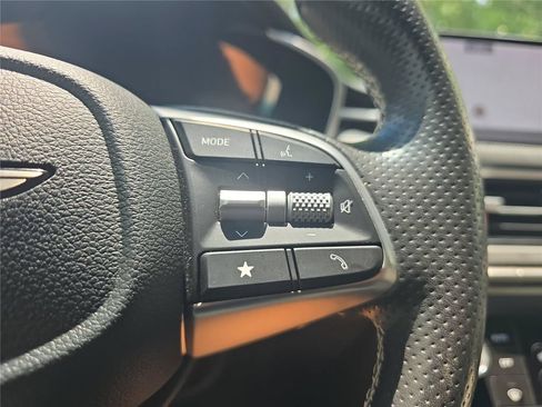 Used 2024 Genesis G70 3.3T Advanced RWD image 23