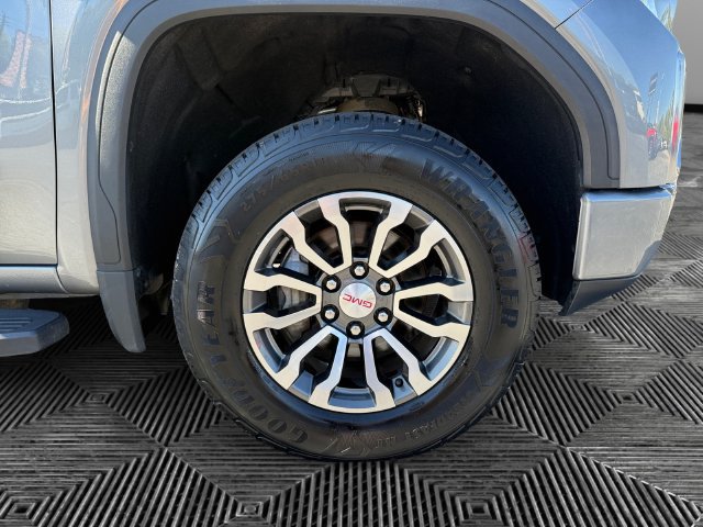 Used 2021 GMC Sierra 1500 AT4 AWD/4WD image 9