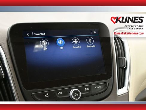 Used 2024 Chevrolet Malibu LT image 25