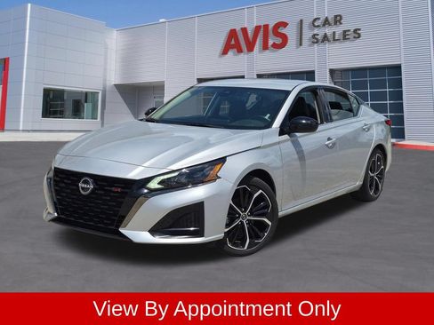 Used 2025 Nissan Altima 2.5 SR FWD image 1