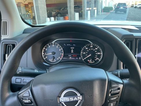 Used 2025 Nissan Frontier S image 10