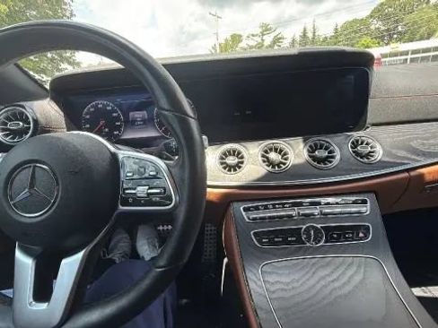 Used 2020 Mercedes-Benz E 450 4MATIC Coupe image 13