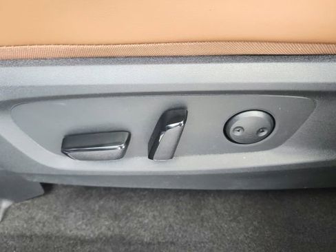 New 2026 Nissan Pathfinder Platinum FWD image 20