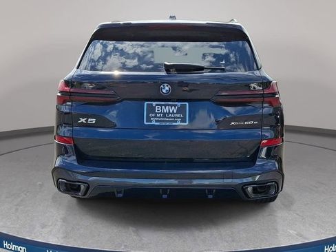 New 2026 BMW X5 xDrive50e w/ M Sport Package AWD/4WD image 5