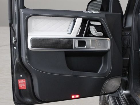 Used 2025 Mercedes-Benz G 63 AMG 4MATIC image 16