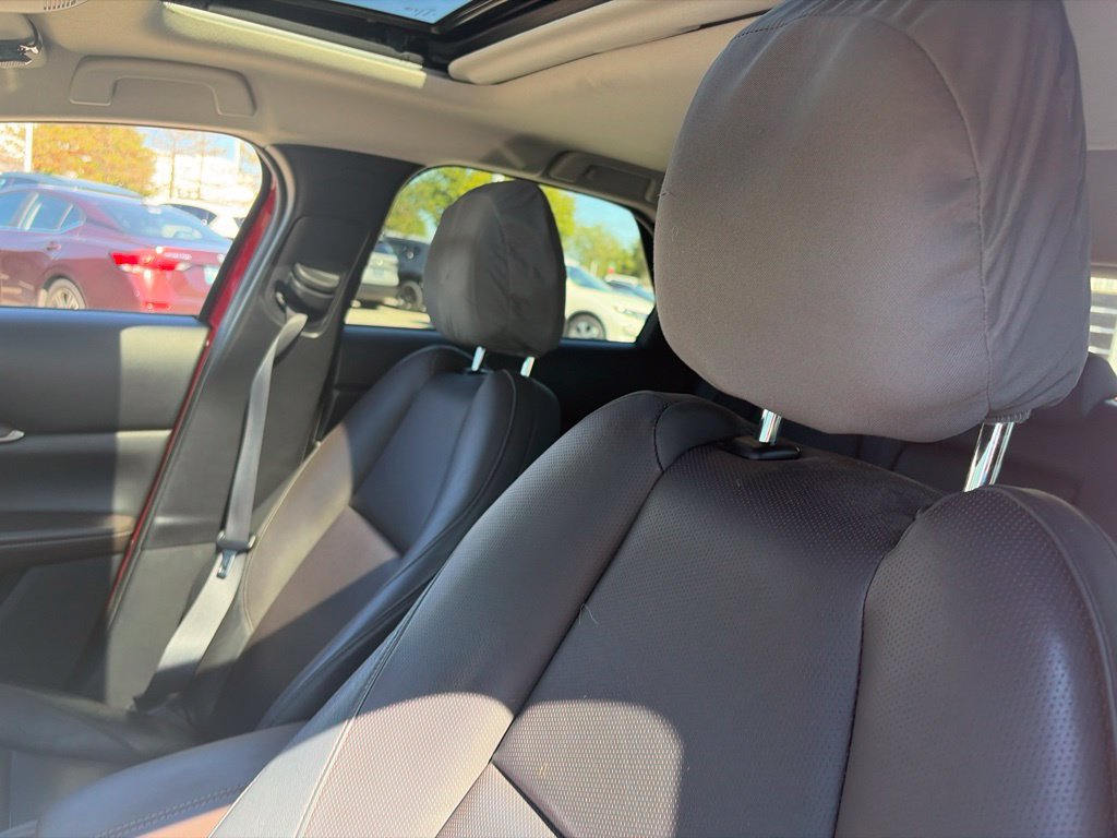 Used 2021 MAZDA CX-30 AWD 2.5 S w/ Premium Package image 12