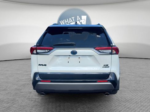 Used 2019 Toyota RAV4 XSE w/ Carpet Mat Package AWD/4WD image 5