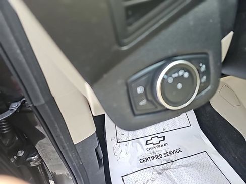 Used 2019 Ford Escape SE image 11