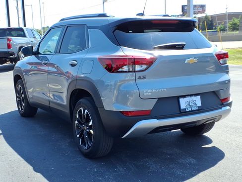 Used 2023 Chevrolet TrailBlazer LT w/ Convenience Package AWD/4WD image 5