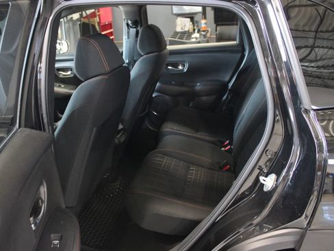 Used 2024 Honda HR-V Sport image 11