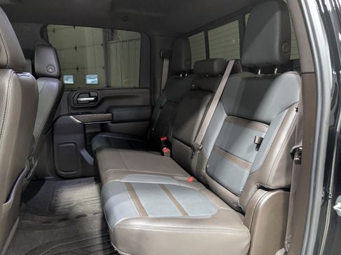 Used 2020 GMC Sierra 2500 Denali w/ Denali Ultimate Package image 18