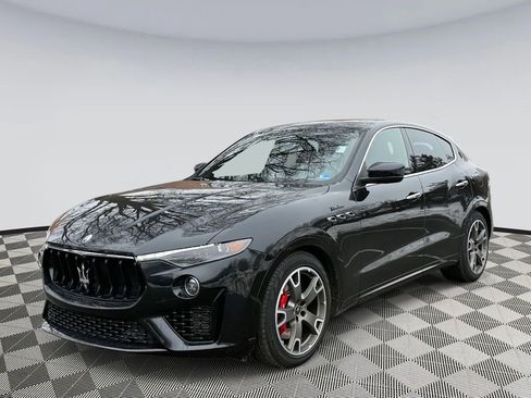 Used 2022 Maserati Levante Modena image 5