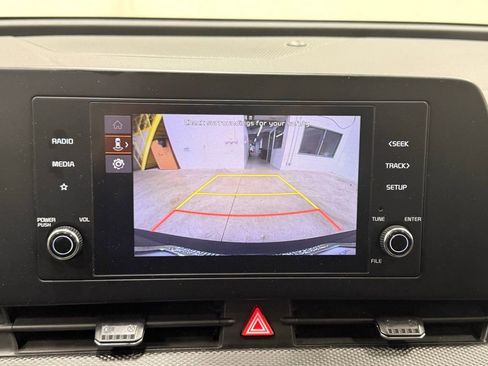 Used 2024 Kia Sportage LX image 21