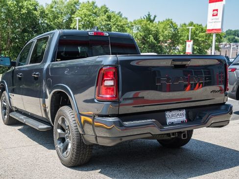 New 2026 RAM 1500 Big Horn AWD/4WD image 5
