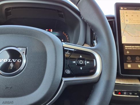 New 2026 Volvo XC60 B5 Plus w/ Protection Package Premier image 16