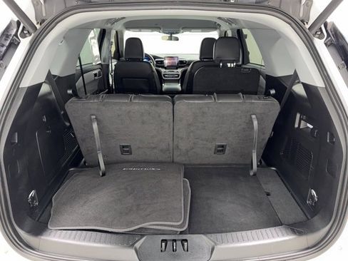 Used 2023 Ford Explorer XLT w/ Equipment Group 202A image 36