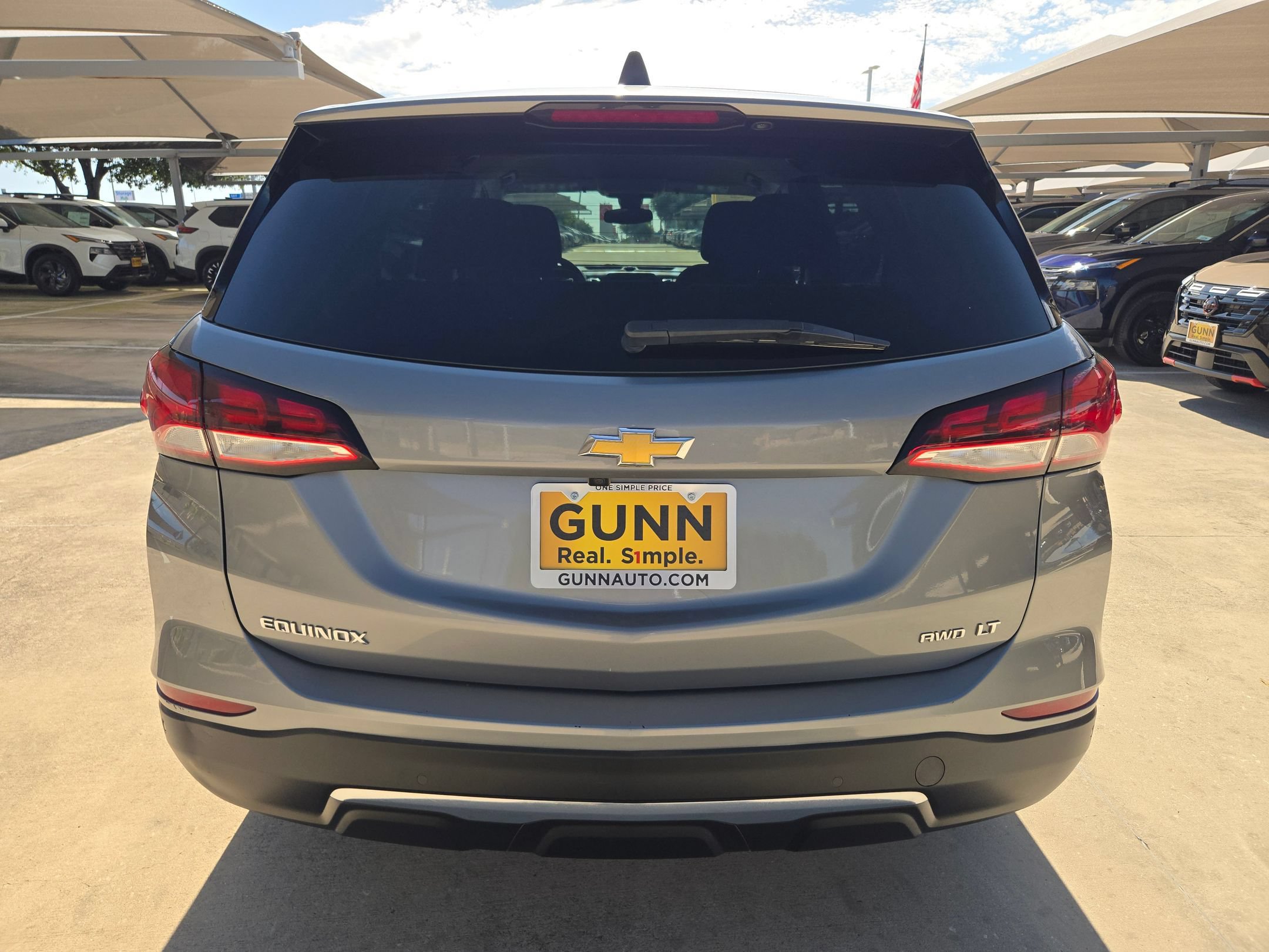 Used 2024 Chevrolet Equinox LT AWD/4WD image 4