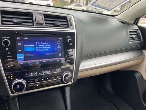 Used 2019 Subaru Outback 2.5i Premium w/ Popular Package #2 image 13