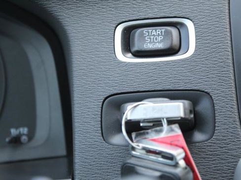 Used 2012 Volvo S60 T5 image 19