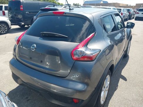 Used 2015 Nissan Juke SV w/ Technology Package FWD image 2