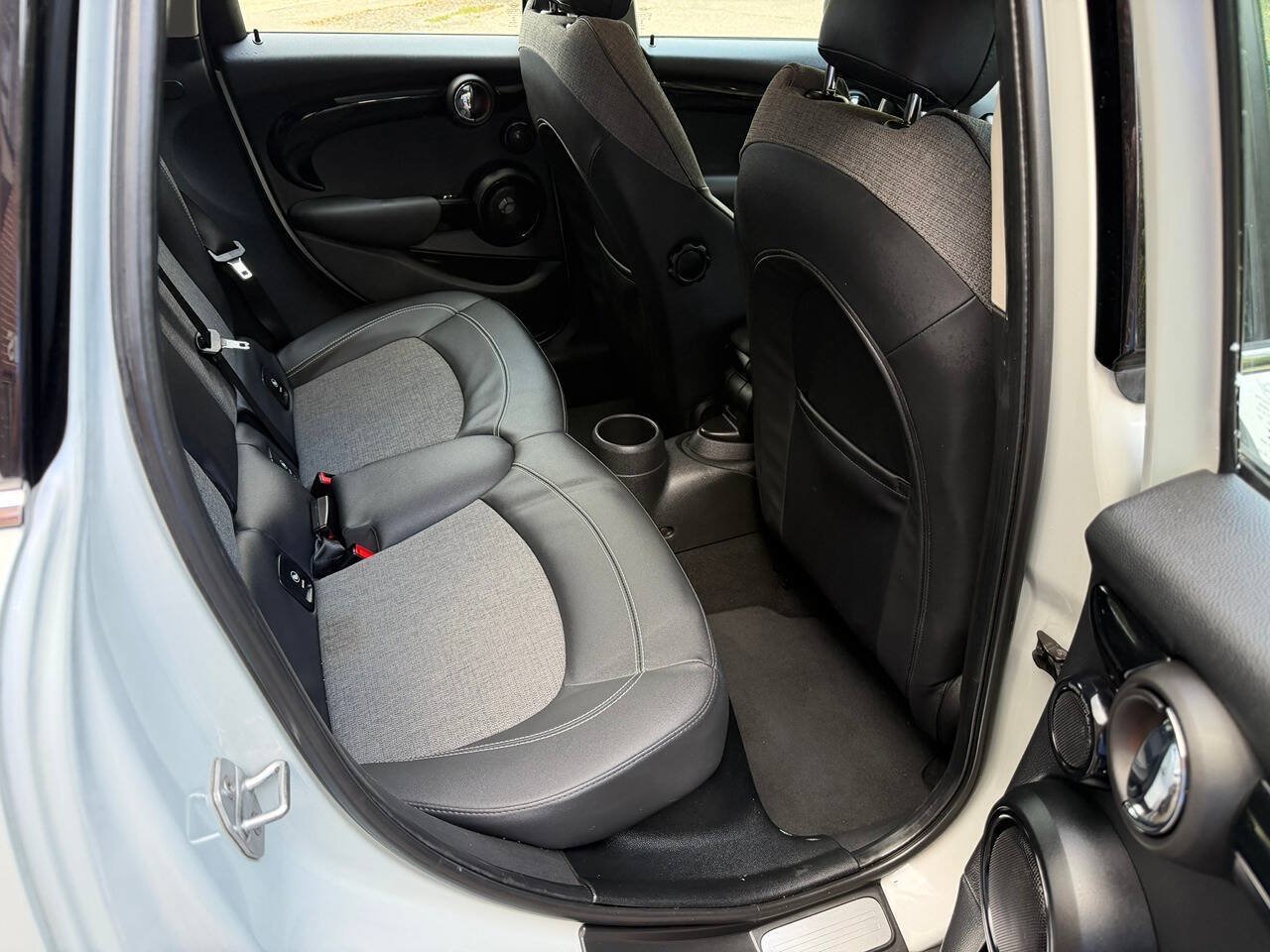 Used 2016 MINI Cooper S FWD image 23