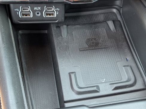 Used 2022 Dodge Durango SRT w/ Technology Group image 29