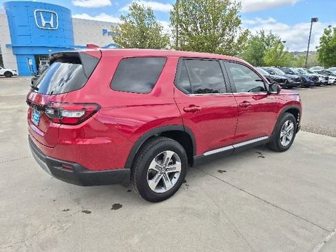 Certified 2025 Honda Pilot EX-L image 12