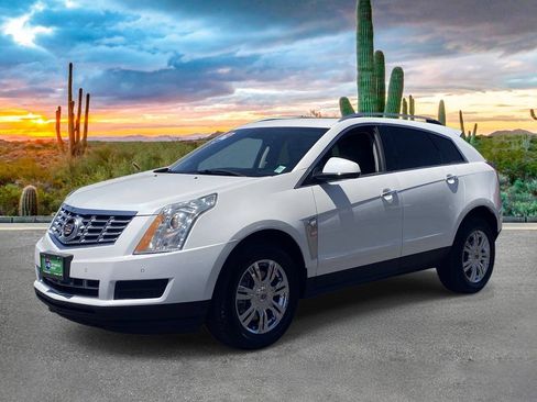 Used 2016 Cadillac SRX Luxury w/ Driver Awareness Package FWD image 7