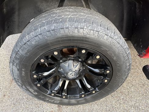 Used 2014 RAM 1500 Express image 13