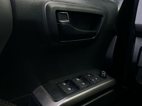 Used 2022 Toyota Tacoma SR5 image 20